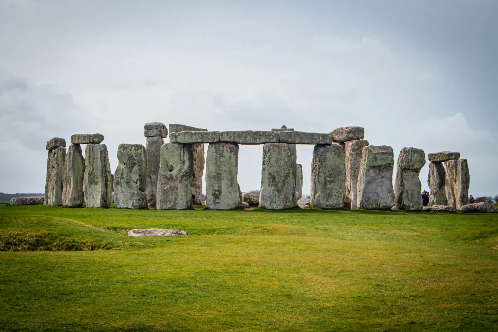 Truth-Bending Algorithms: A Brief History of Thought Engineering 3 Stonehenge 1